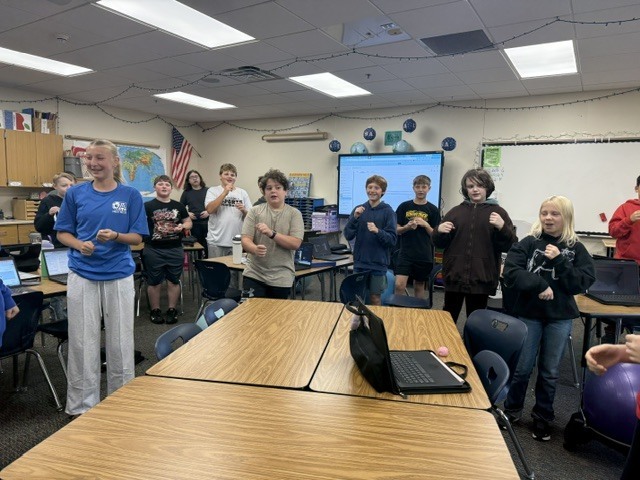 Hiles' 7th grade using Whole Brain Thinking to learn the Midwest States/Capitals