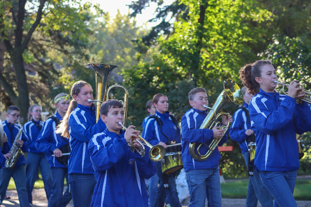 Holgate and Simmons Marching Band in the Aberdeen Marching Band Festival