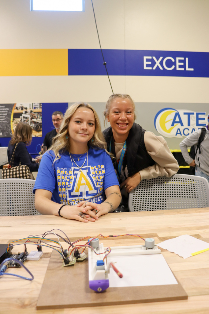 ATEC students in the new lab