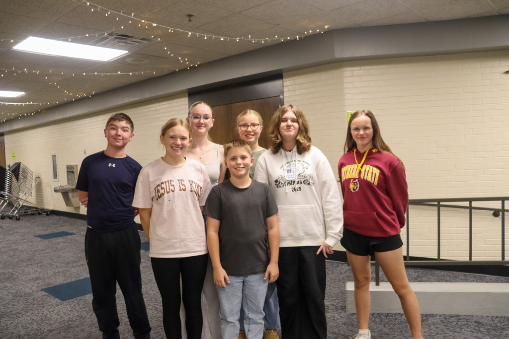 Holgate students at fall play rehearsal