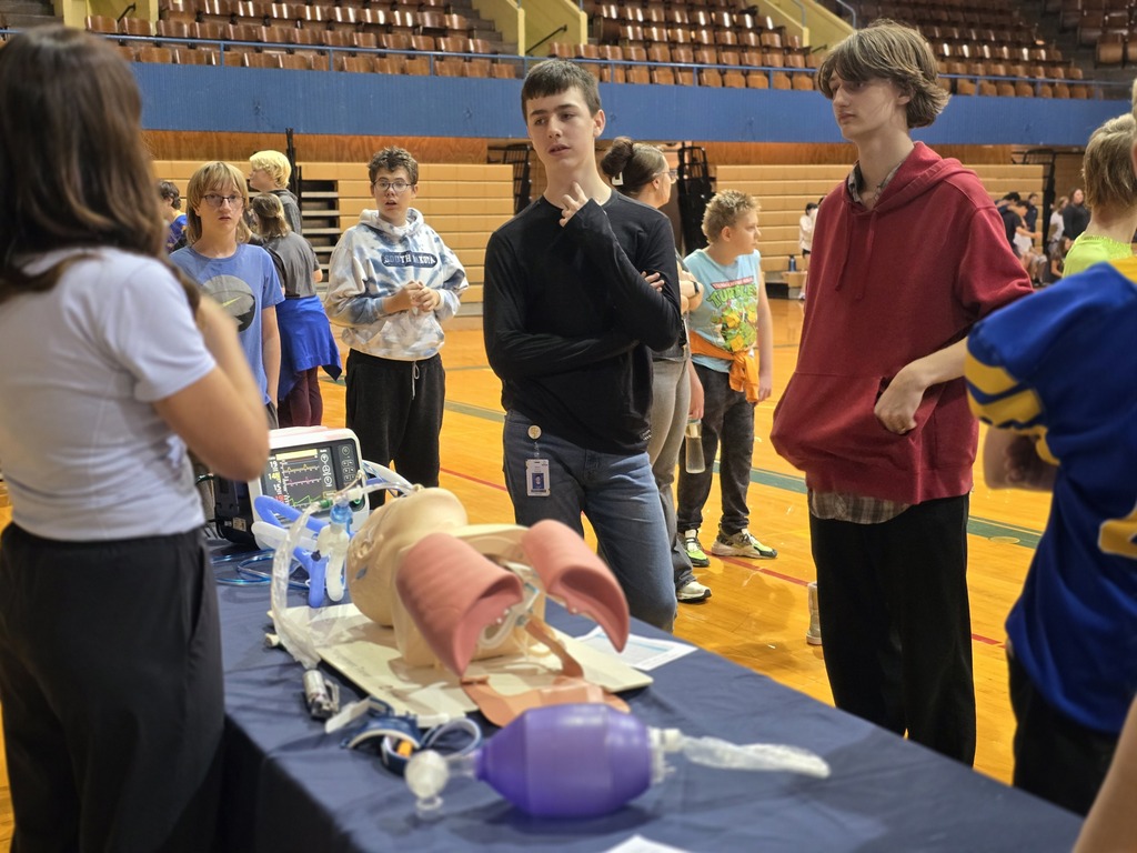 SMS students learning about health careers at Camp Med
