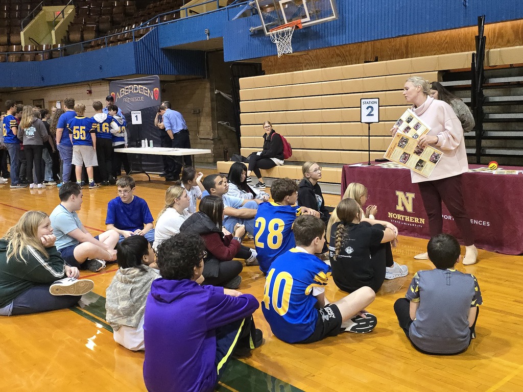 SMS students learning about health careers at Camp Med