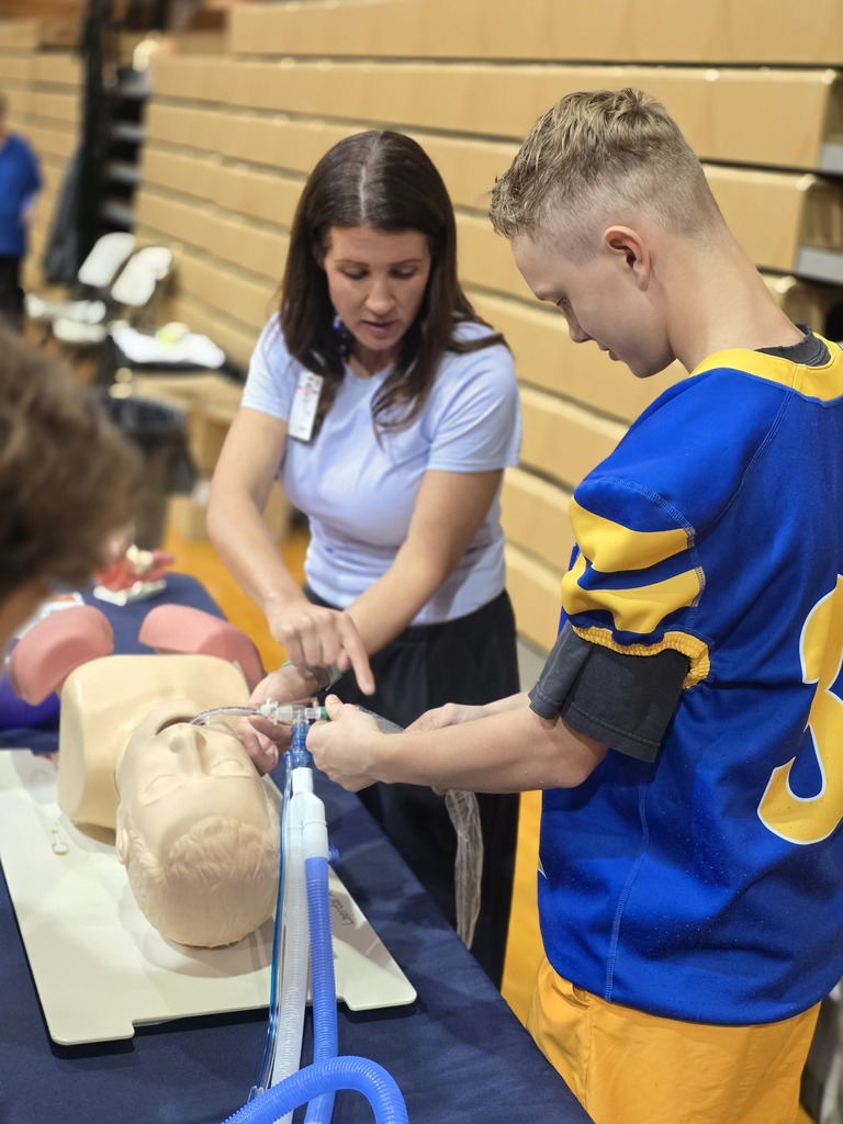 SMS students learning about health careers at Camp Med