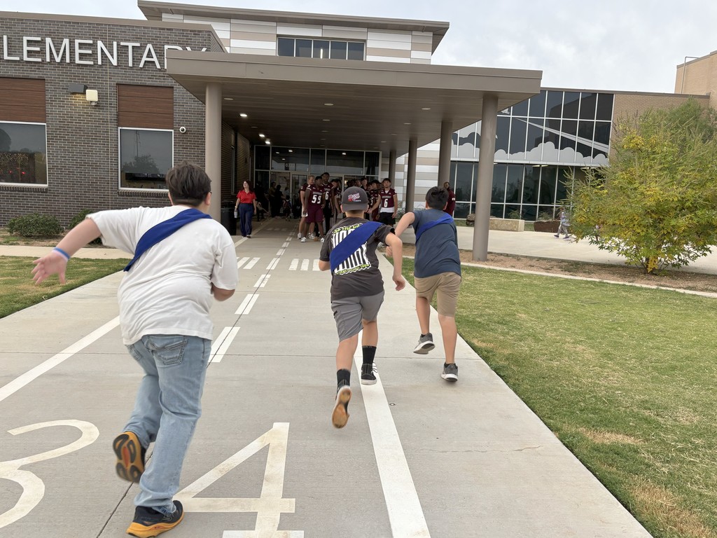 High Five Friday with the McMurry War Hawk football players