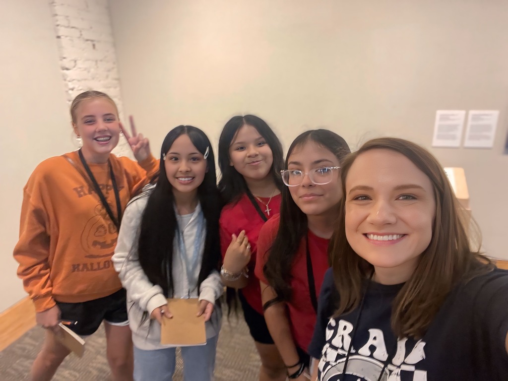 Ms.Fanning with students