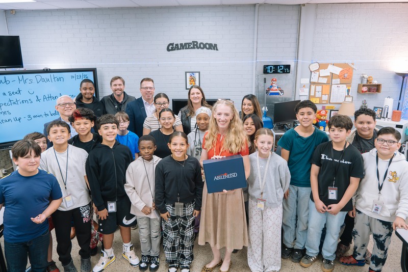 Laura Daulton and her class