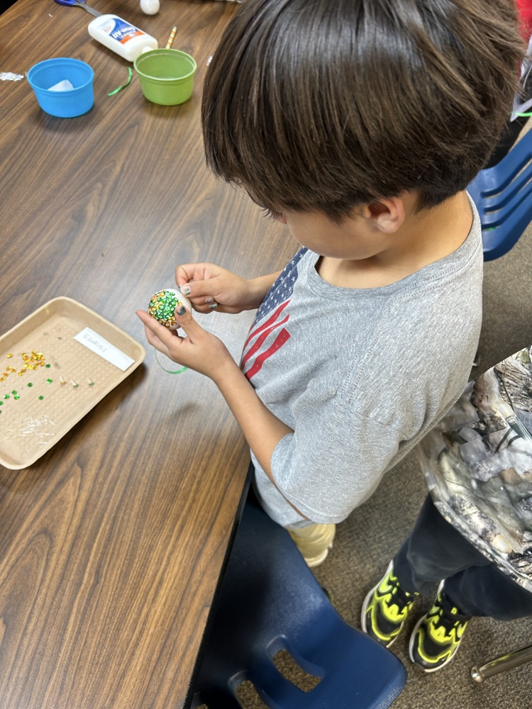 old fashioned Christmas ornaments
