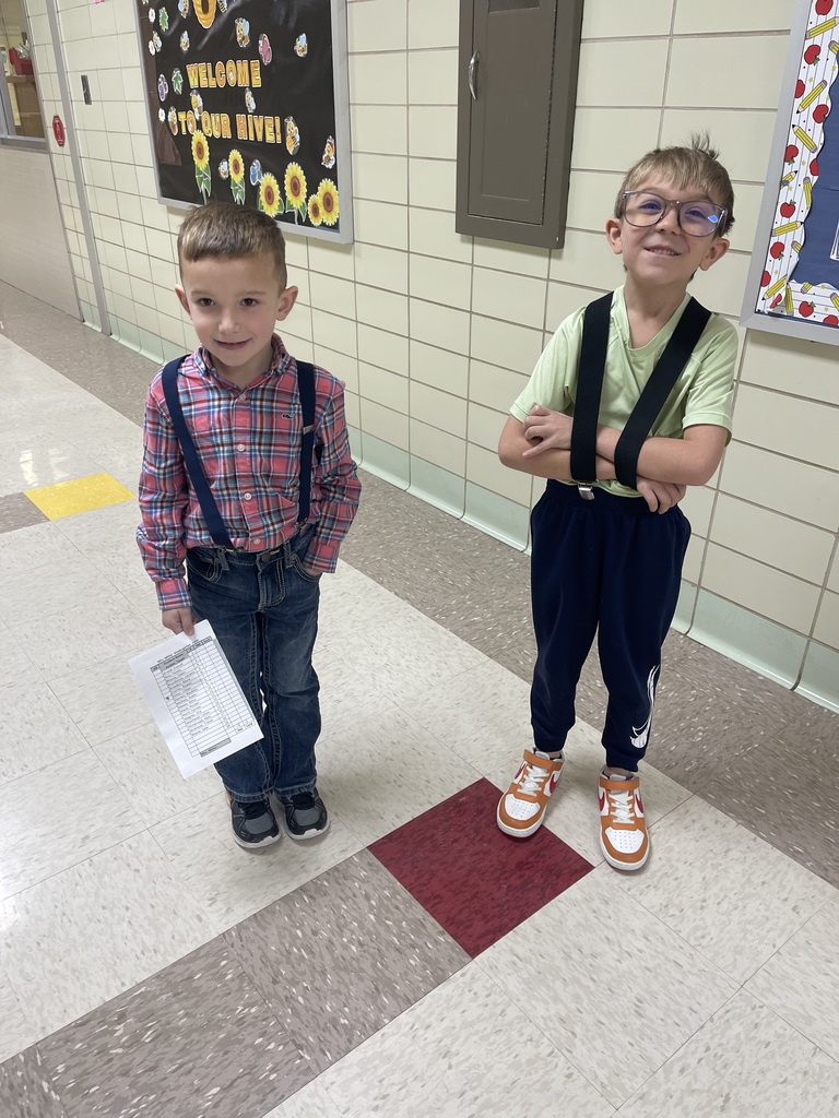 Kindergartners dressed up for the 100th day of school!