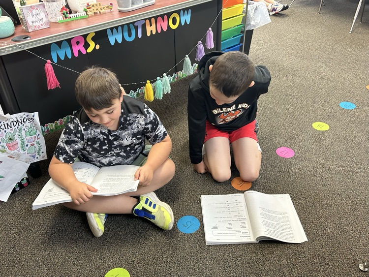 partner reading