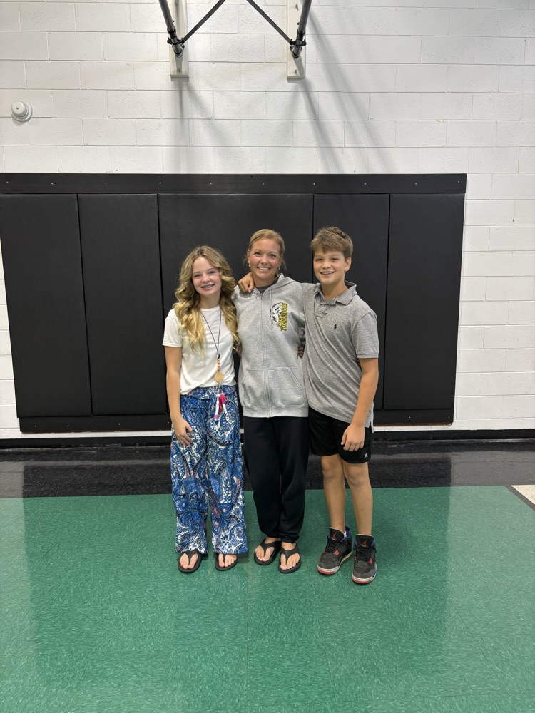 Nurse Froelich dressed like Grayson and Harper dressed like Nurse Froelich!
