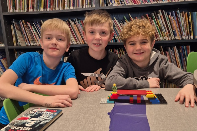 Building bridges using Legos