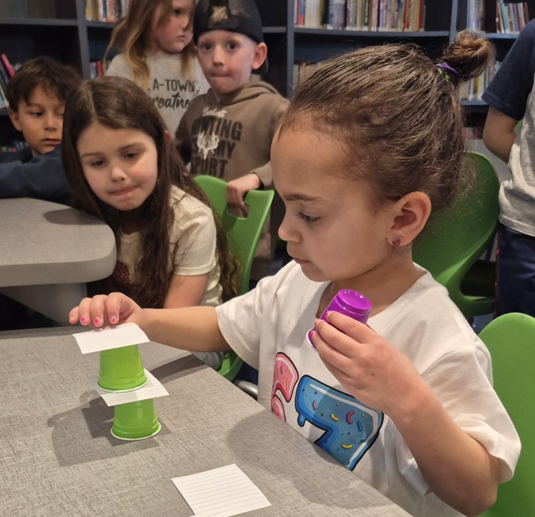 stacking hats contest