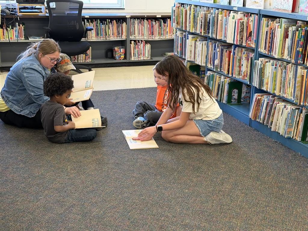 Mrs. Snyder and An Interactor reading