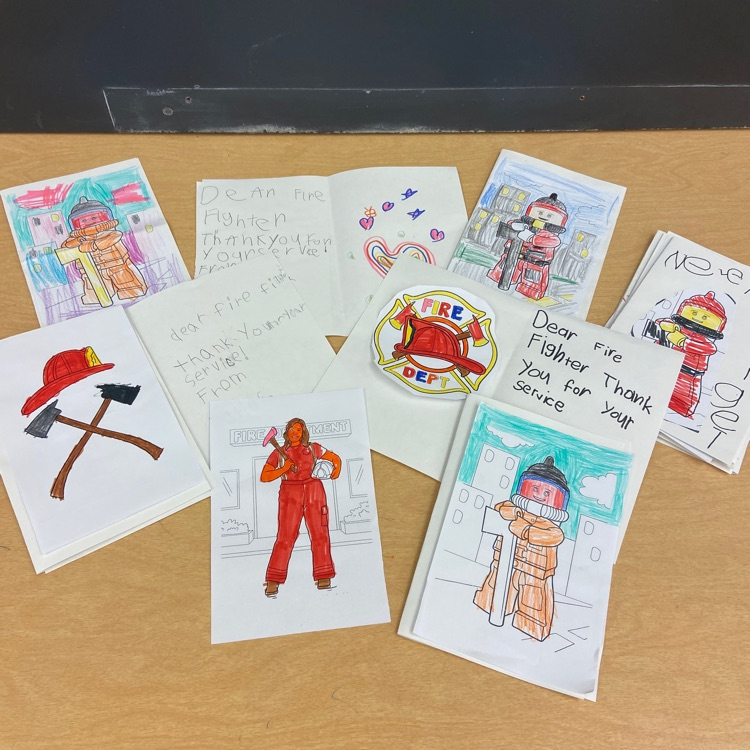 The cards students made for firefighters 
