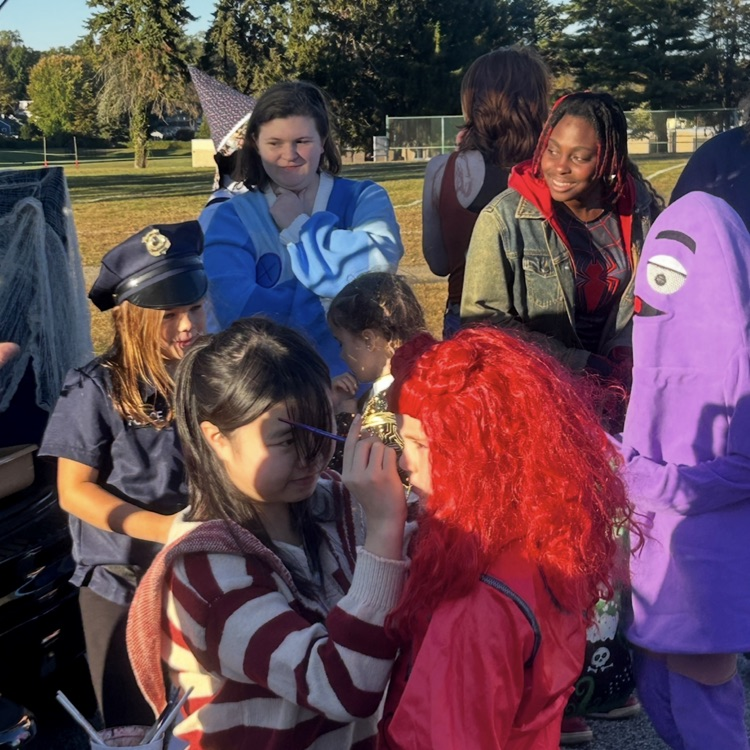 face painting at trunk or treat