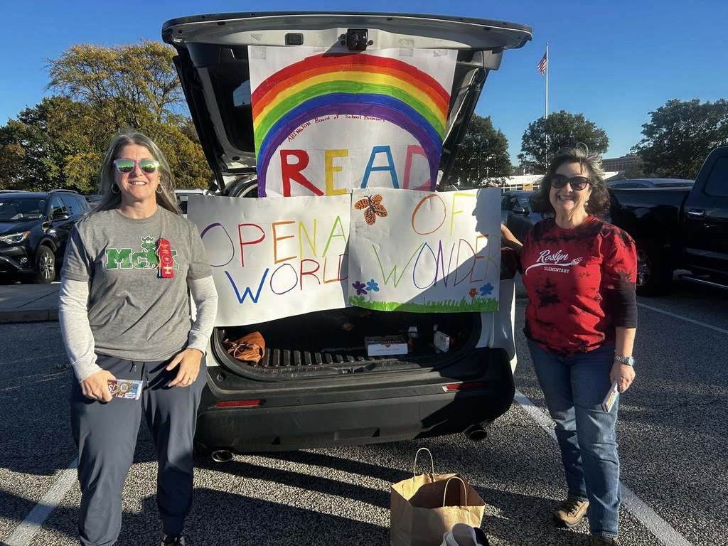 School Board Trunk or Treat Display