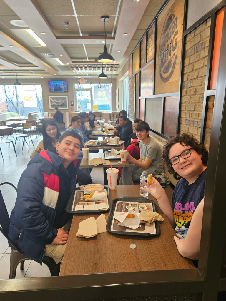 Image of middle school students  on CBI trip to Burger King.