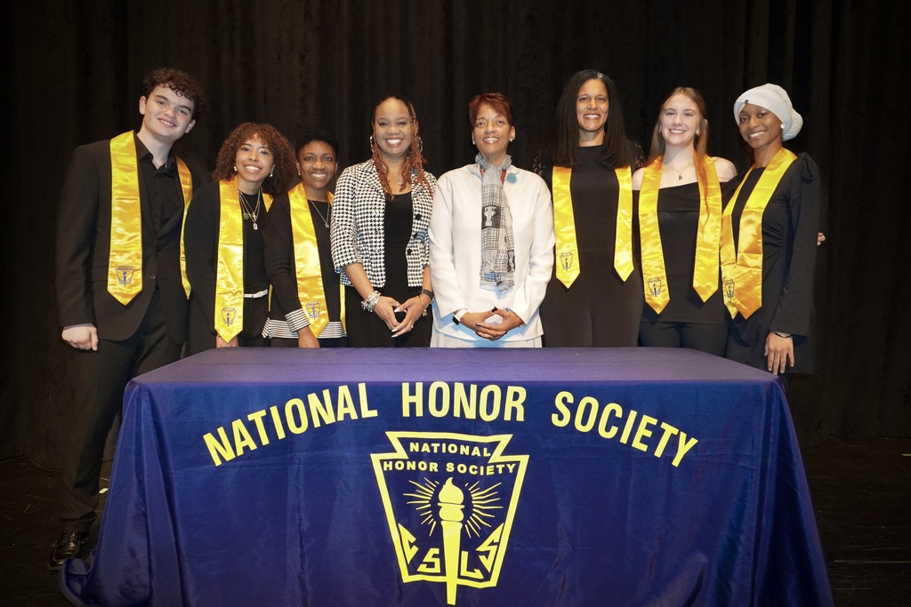 NHS leadership alongside Dr.Swift and keynote speaker