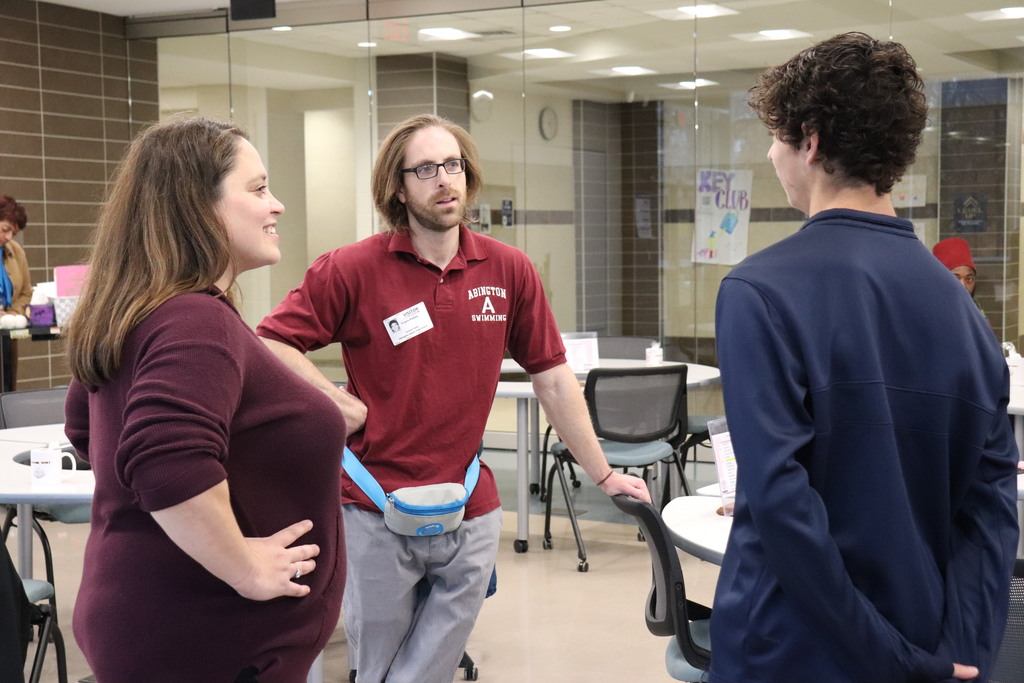 Students and staff present to the industry partners about their positive experiences with the program