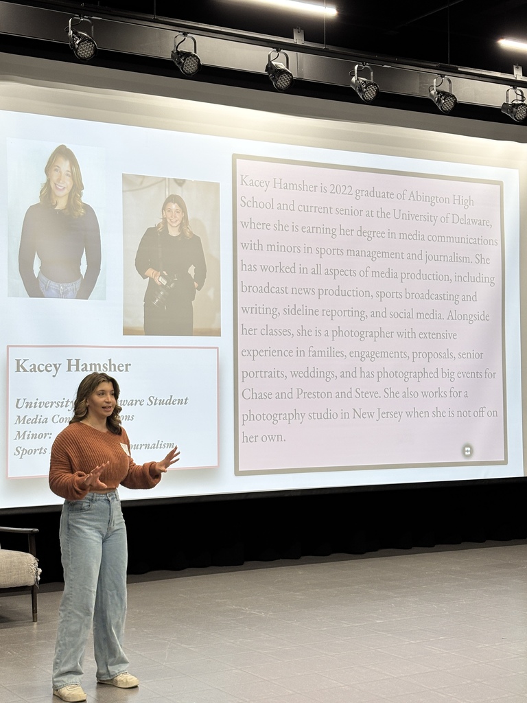 Kacey Hamsher speaking to students