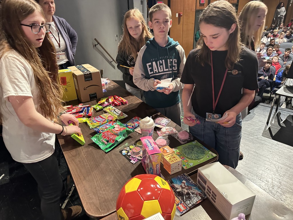 Images from the SRK bingo event.