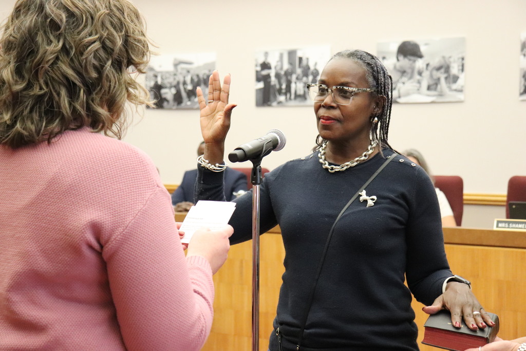 Ms. Angelique Frazier takes the oath of office during the December 1st Board meeting. 