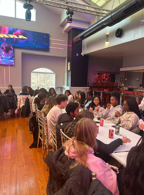 Spanish 3 students and faculty enjoying authentic cuisine at Tierra Colombiana