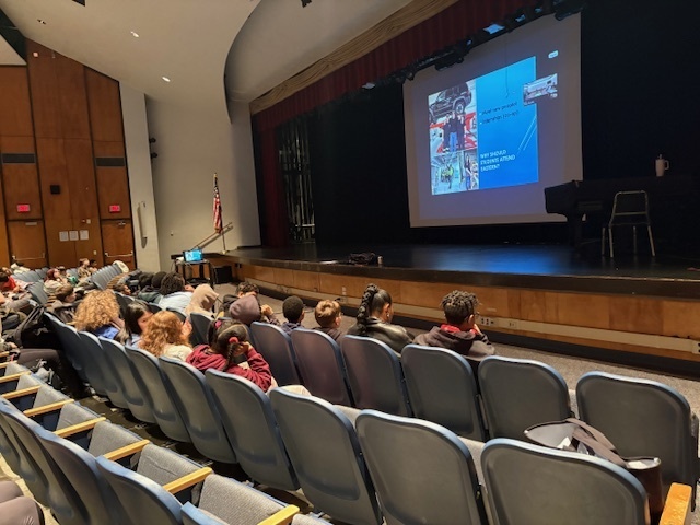 AMS students view Automotive and Collision Program overview