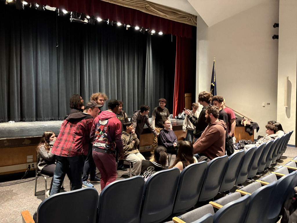 ASHS visiting / singing for the AMS music students