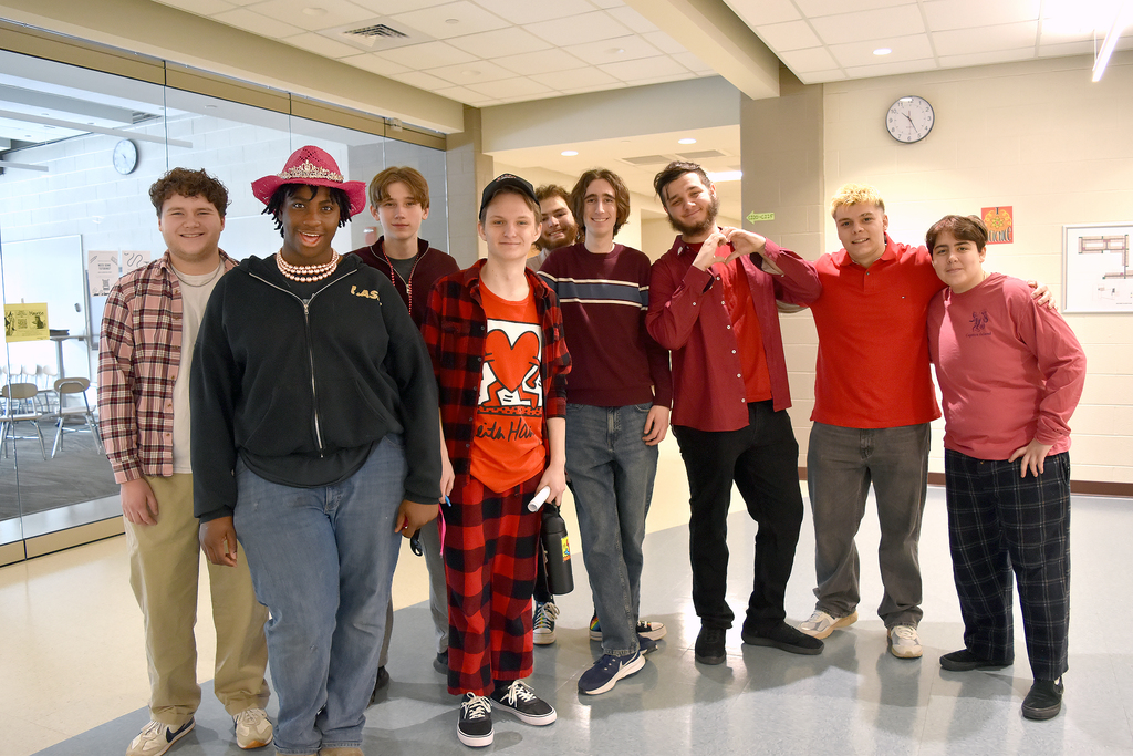 Students singing Valentine grams to fellow students