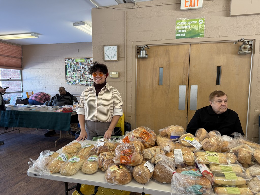 Fruit Ninjas at food pantry