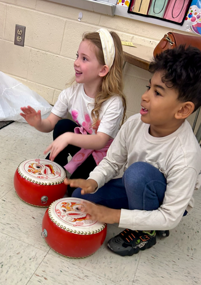 students learning about lunar new year