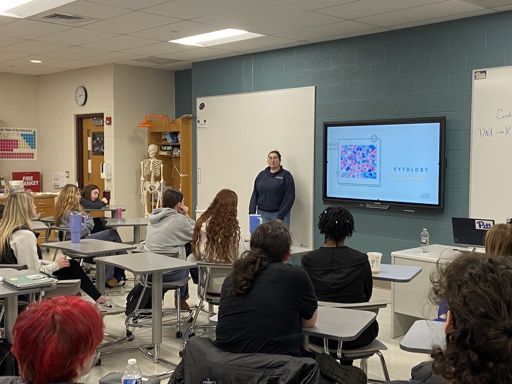 students engaged by presenter