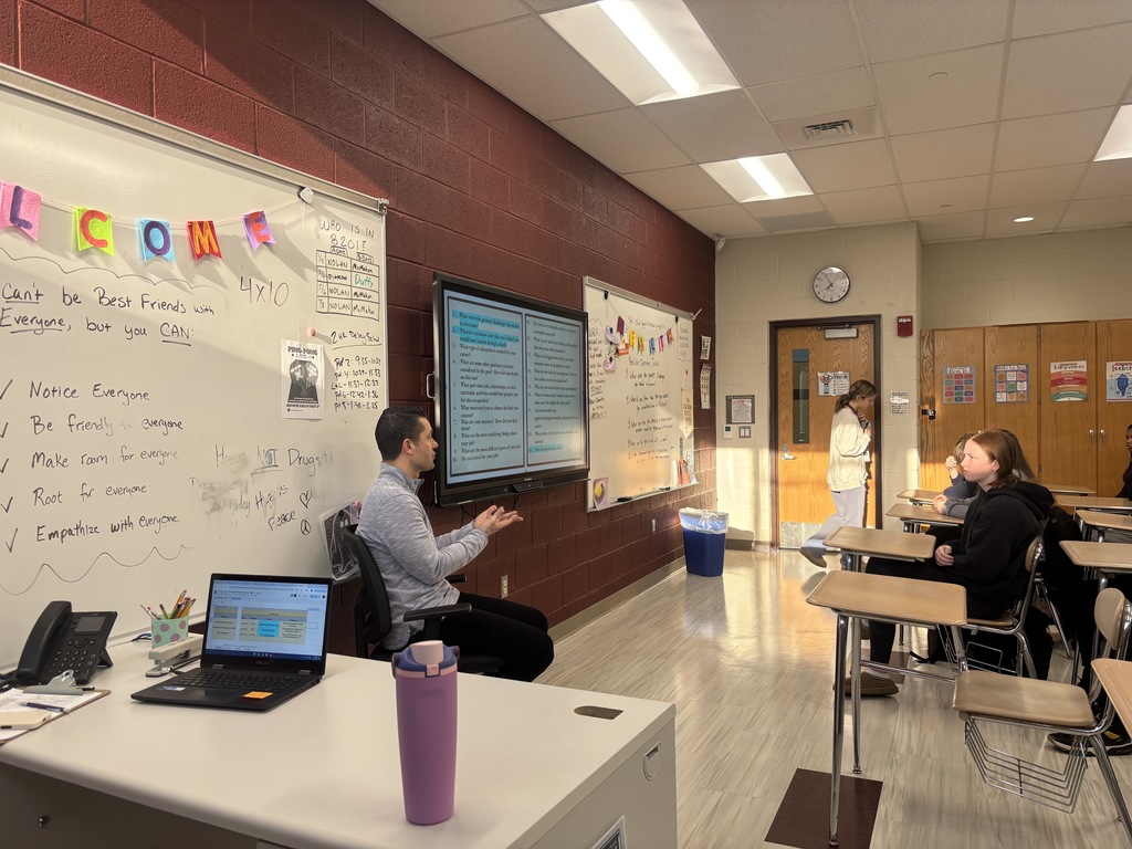 Antranig Garibian teaching a classroom