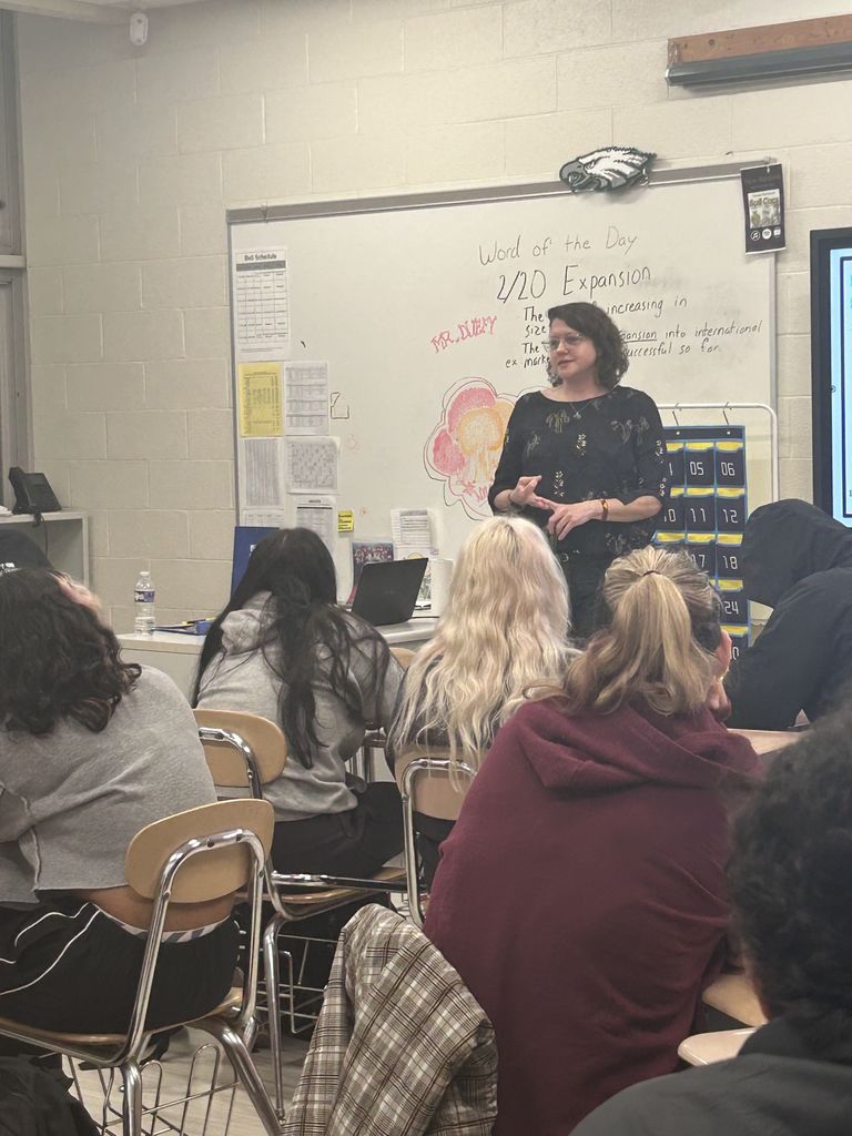 Ms. Mafaru explaining her job to a classroom