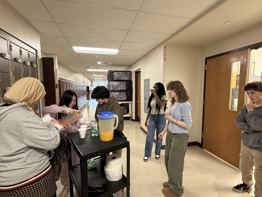 Fruit ninjas handing out juice