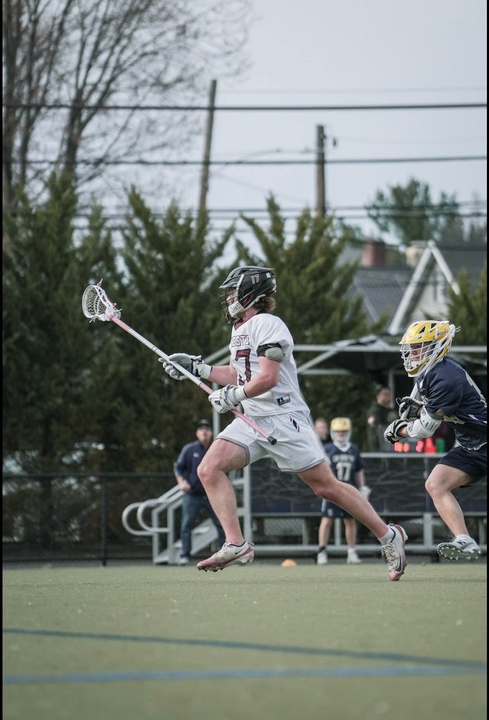 Penderghest with a play