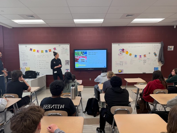 Thank you to Mr and Mrs. Suanlarm for coming into speak about being a chef and what it takes to run a buisness!