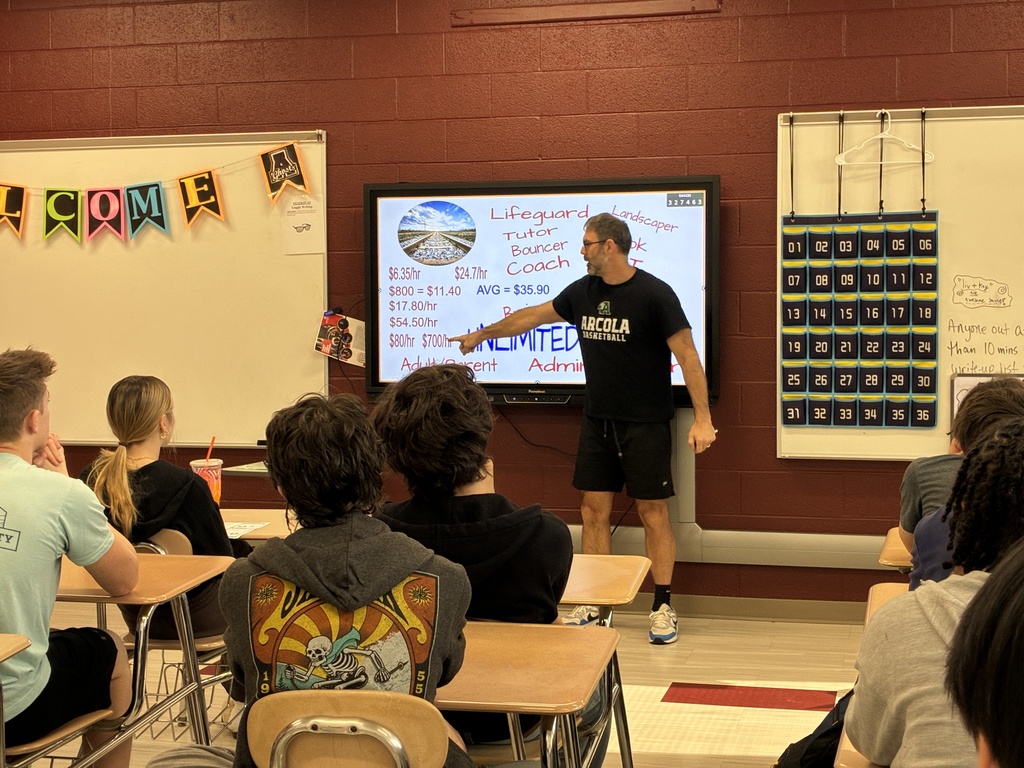 Ryan Weathers talking to students