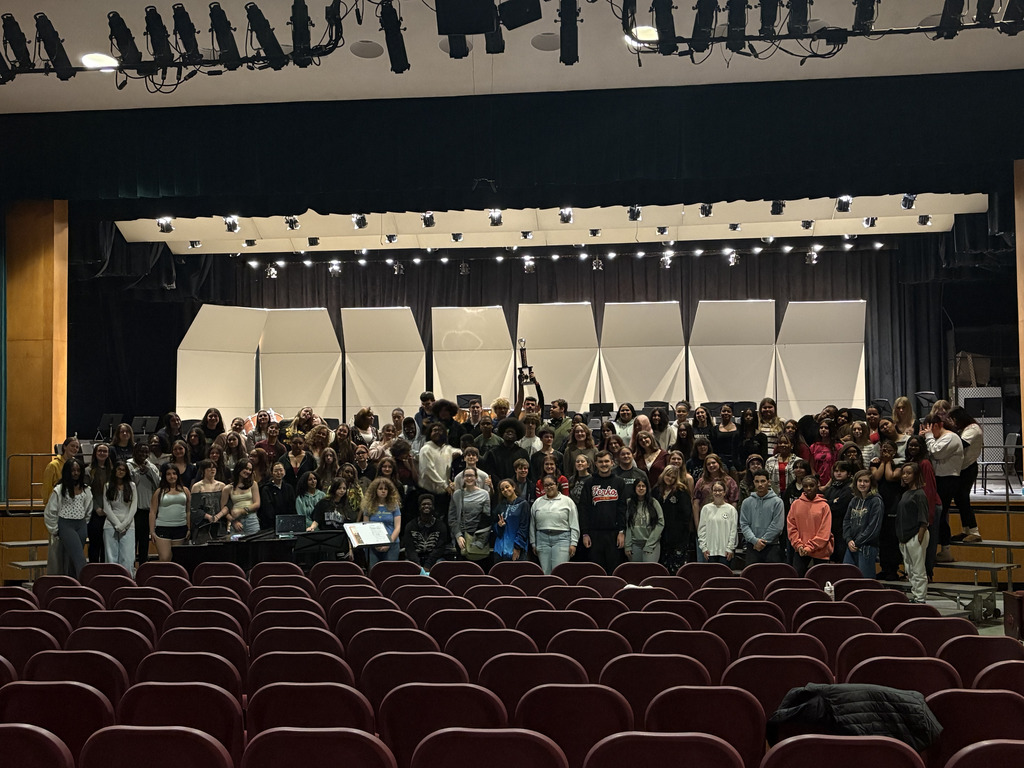 students before performance