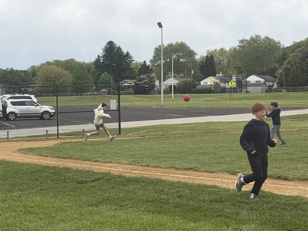 Image of The 6th Grade Stingrays enjoyed some outdoor fun as a way to mark the end of PSSA Testing!
