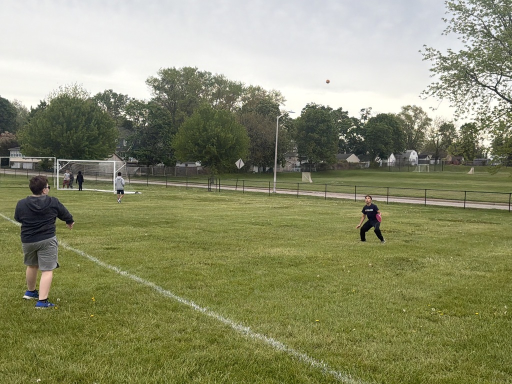Image of The 6th Grade Stingrays enjoyed some outdoor fun as a way to mark the end of PSSA Testing!