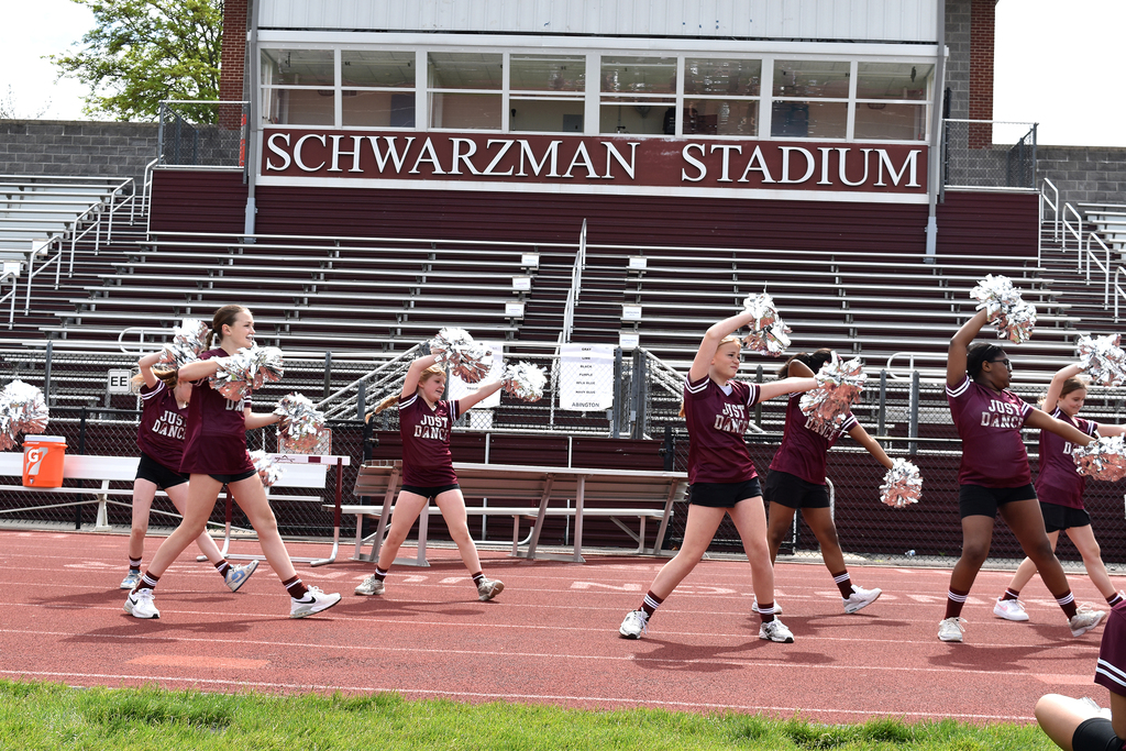 Abington Middle School Cheerleaders cheer for the CommUNITY Day celebration
