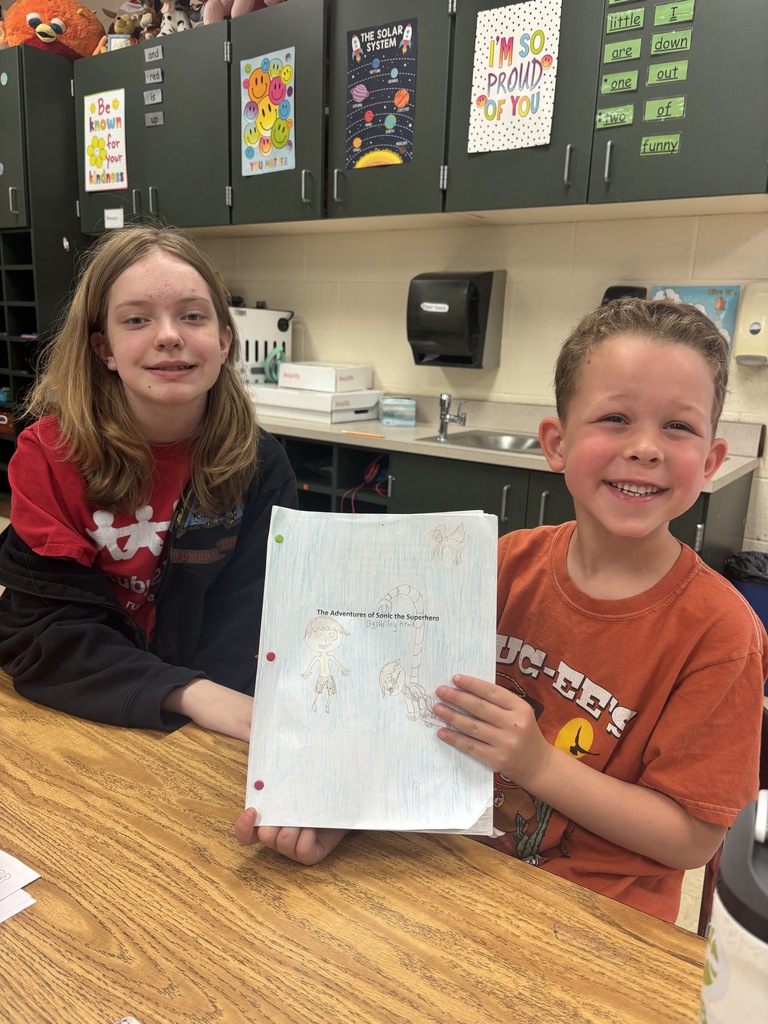 Image of NJHS and WEB Kindergarten Book Trip