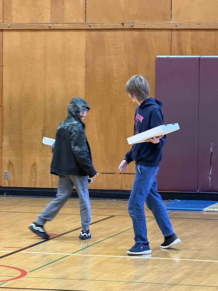 Image of 6th grade students participating in the Sharks Olympics. 
