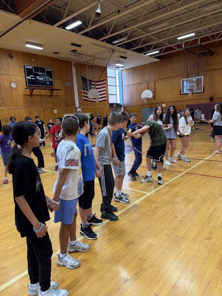 Image of 6th grade students participating in the Sharks Olympics. 