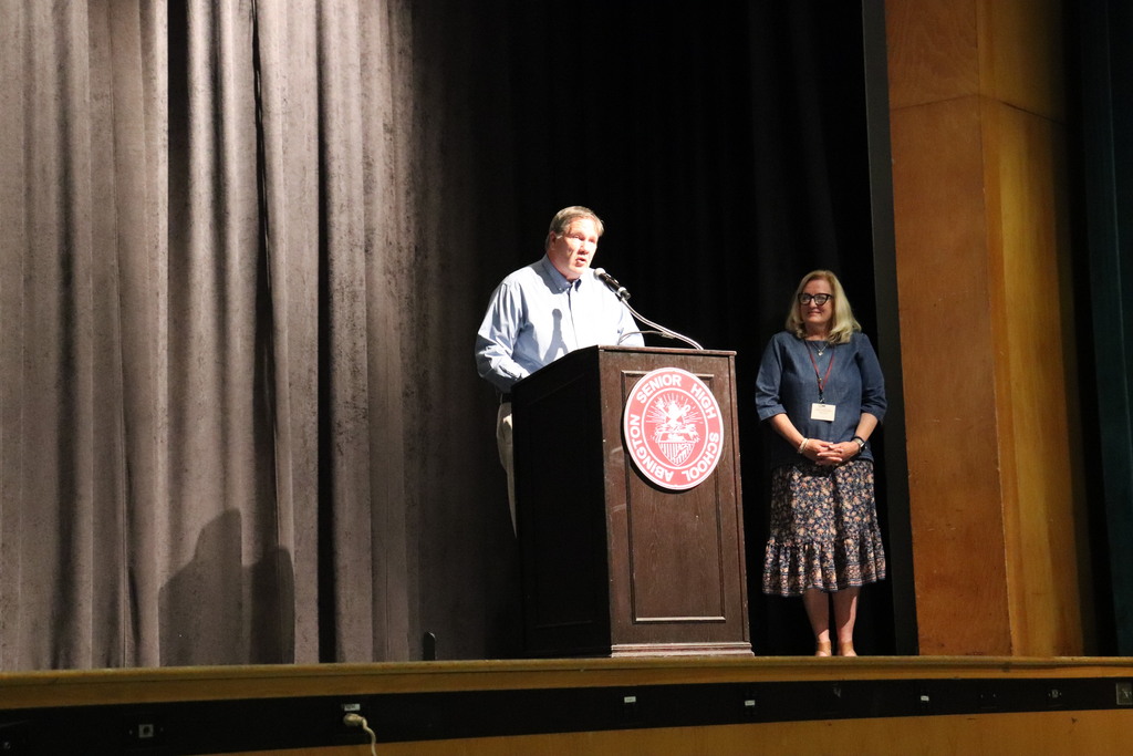 AEF representative speaks about sponsoring the writing awards