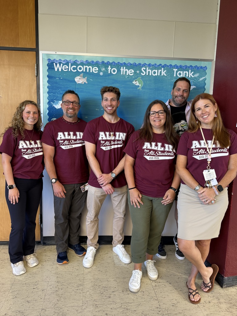 Image of 6th grade and Sharks team teacher pics