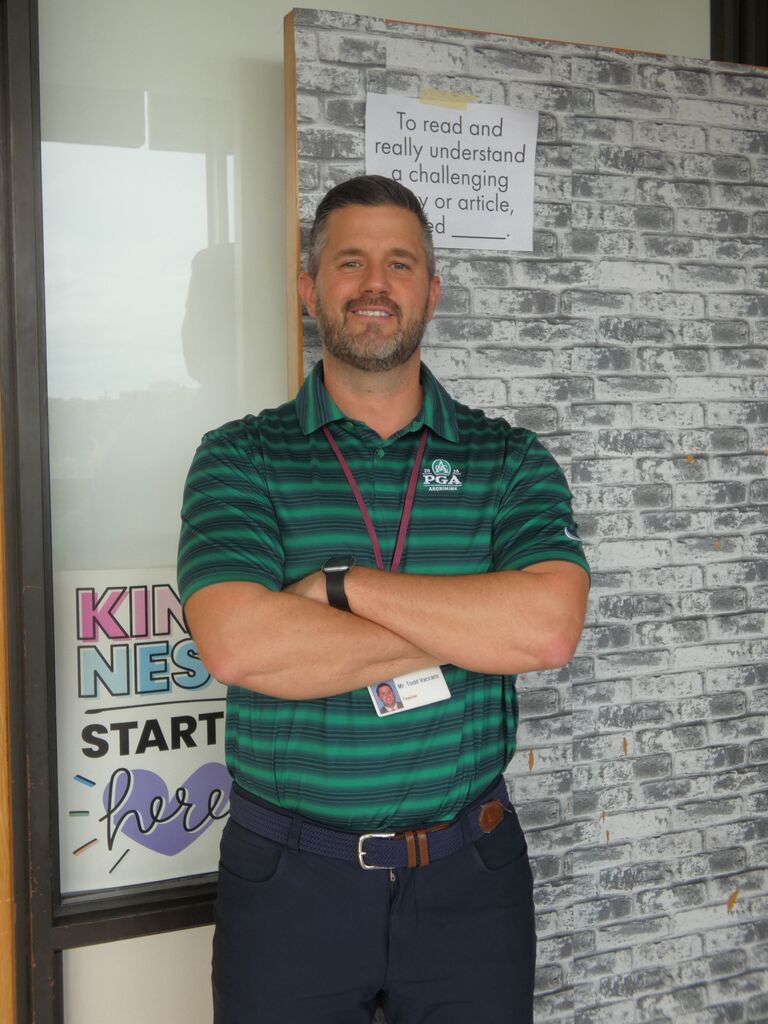 Students and staff at AMS wear green for Start with Hello Week
