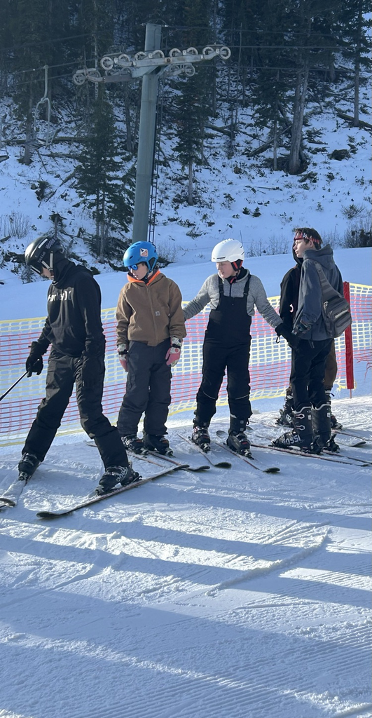 Waiting for our lesson. 